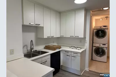 100 Carlyle Drive # S01G, Cliffside Park, NJ 07010 - Photo 19