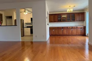 235 Village Cir Dr, Fort Lee, NJ 07024 - Photo 7