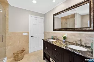 112 Hathaway St, Wallington, NJ 07057 - Photo 27