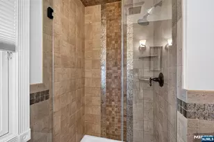 112 Hathaway St, Wallington, NJ 07057 - Photo 13