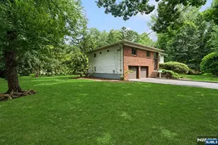 31 Brook St, Closter, NJ 07624 - Photo 33