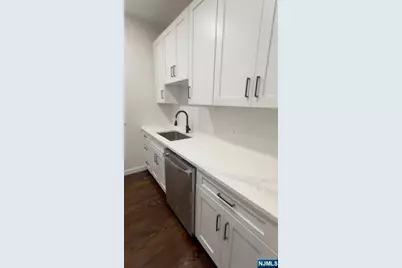 207 Valley Road 7 #7, Clifton, NJ 07013 - Photo 3