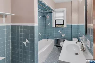 558 Argyle Avenue 2 #2, Orange, NJ 07050 - Photo 11