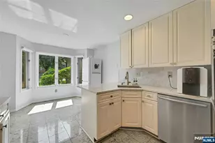 91 Lakeview Dr, Old Tappan, NJ 07675 - Photo 5