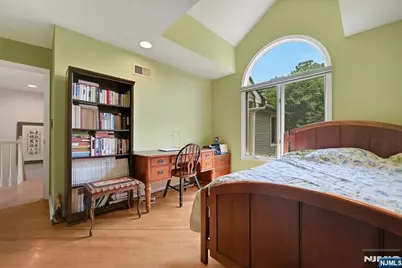 91 Lakeview Drive, Old Tappan, NJ 07675 - Photo 25