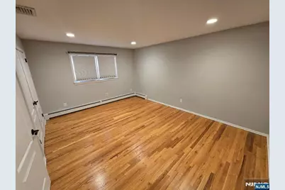 318 54th Street, Elmwood Park, NJ 07407 - Photo 17