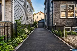 25 Wolf Pl, Irvington, NJ 07111 - Photo 3
