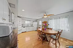 131 18th Ave, Elmwood Park, NJ 07407 - Photo 7