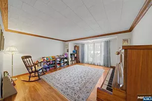 131 18th Ave, Elmwood Park, NJ 07407 - Photo 5