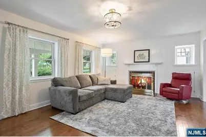 211 Bellair Road, Ridgewood, NJ 07450 - Photo 7