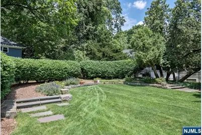 211 Bellair Road, Ridgewood, NJ 07450 - Photo 33