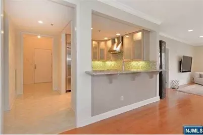 3 Moorings Lane, Edgewater, NJ 07020 - Photo 3