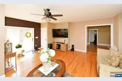 71 Ringwood Avenue, Pompton Lakes, NJ 07442 - Photo 7