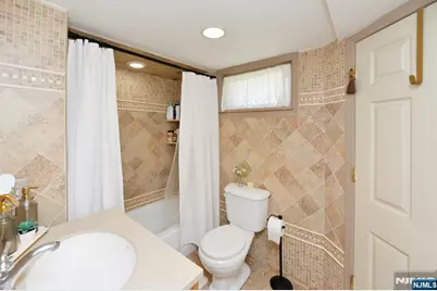 71 Ringwood Avenue, Pompton Lakes, NJ 07442 - Photo 25