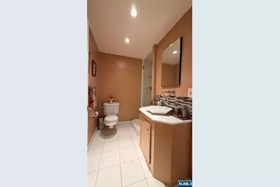 7004 Blvd East 311C #311C, West New York, NJ 07093 - Photo 21