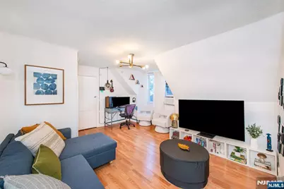 23 17th Street, East Orange, NJ 07018 - Photo 3