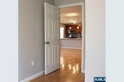222 Irving Place 4 #4, Lyndhurst Township, NJ 07071 - Photo 11