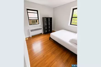 2339 Hudson Terrace D9 #D9, Fort Lee, NJ 07024 - Photo 9