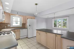 340 Fenlon Blvd, Clifton, NJ 07014 - Photo 11