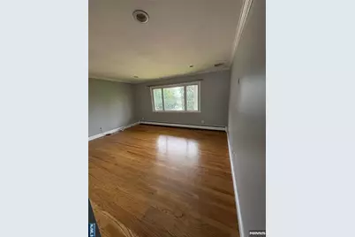 340 Fenlon Boulevard, Clifton, NJ 07014 - Photo 5