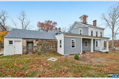 142 Island Road, Mahwah, NJ 07430 - Photo 3