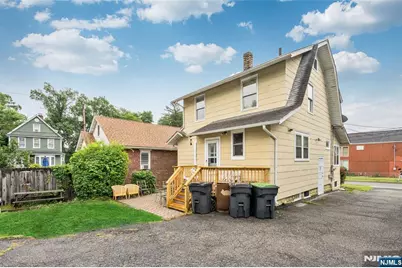 109 Bergen Avenue, Bergenfield, NJ 07621 - Photo 17