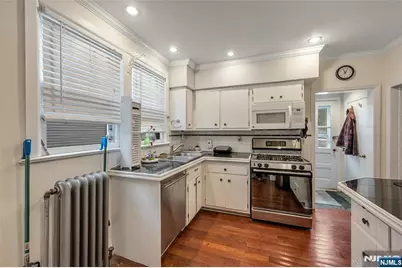 109 Bergen Avenue, Bergenfield, NJ 07621 - Photo 5