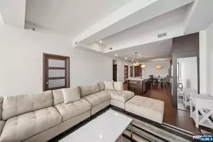 9 Somerset Ln 407, Edgewater, NJ 07020 - Photo 9