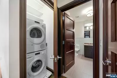 9 Somerset Lane 407 #407, Edgewater, NJ 07020 - Photo 17