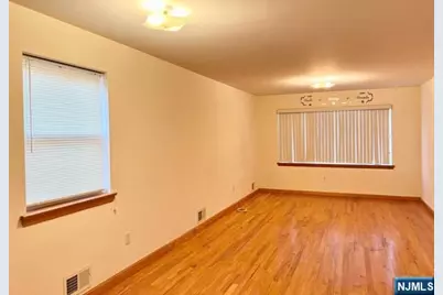 732 Cleveland Avenue (1F+g) #(1F+G), Harrison, NJ 07029 - Photo 3