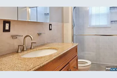175 Delavan Avenue, Newark, NJ 07104 - Photo 21