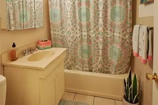 274 W Englewood Ave, Teaneck Township, NJ 07666 - Photo 19