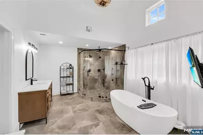 11 Green Way, Old Tappan, NJ 07675 - Photo 19