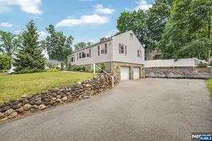 48 Lake Dr, Wayne, NJ 07470 - Photo 3