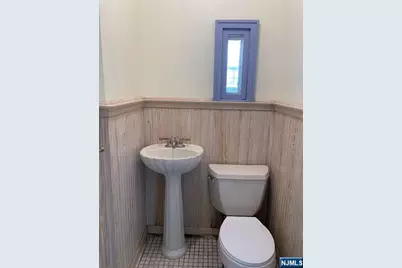 949 Garrison Avenue, Teaneck Township, NJ 07666 - Photo 5