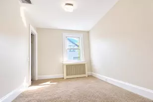 949 Garrison Ave, Teaneck Township, NJ 07666 - Photo 9