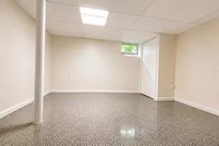 949 Garrison Ave, Teaneck Township, NJ 07666 - Photo 15
