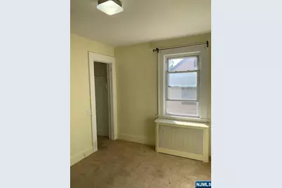949 Garrison Avenue, Teaneck Township, NJ 07666 - Photo 7