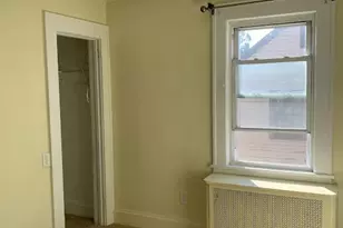949 Garrison Ave, Teaneck Township, NJ 07666 - Photo 7