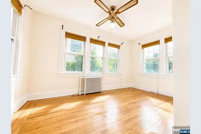 949 Garrison Avenue, Teaneck Township, NJ 07666 - Photo 5