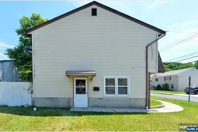 1 Leliarts Lane, Elmwood Park, NJ 07407 - Photo 11