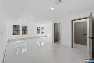 130 N 17th, East Orange, NJ 07017 - Photo 23