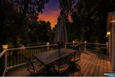 375 Queens Court, Ridgewood, NJ 07450 - Photo 3
