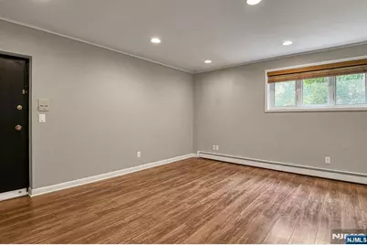31 Home Place 1 #1, Bergenfield, NJ 07621 - Photo 7