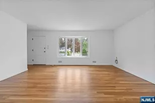 46 Daka Ct, Bloomfield, NJ 07003 - Photo 5
