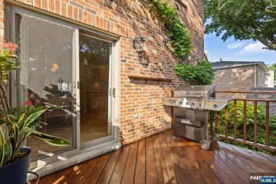 228 Lafayette Avenue, Cliffside Park, NJ 07010 - Photo 17