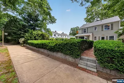 11 Burlington Place, Fair Lawn, NJ 07410 - Photo 37