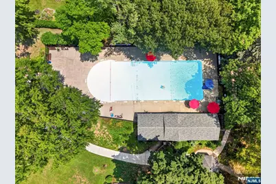 11 Burlington Place, Fair Lawn, NJ 07410 - Photo 39