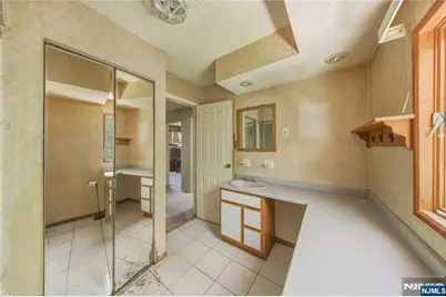 344 Union Avenue, Bloomingdale, NJ 07403 - Photo 17