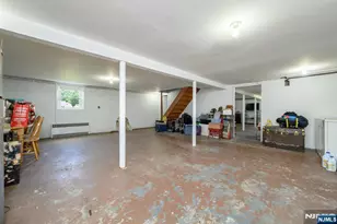 1 Veprek Ln, South Hackensack Township, NJ 07606 - Photo 29